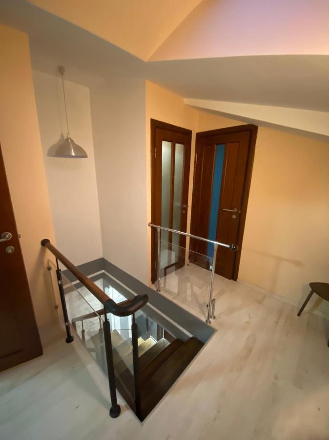 Apt In The Center Of The Town Near The Opera House Lejlighed Lviv Eksteriør billede