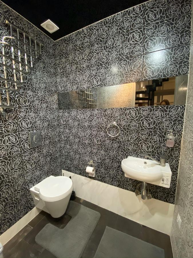 Apt In The Center Of The Town Near The Opera House Lejlighed Lviv Eksteriør billede