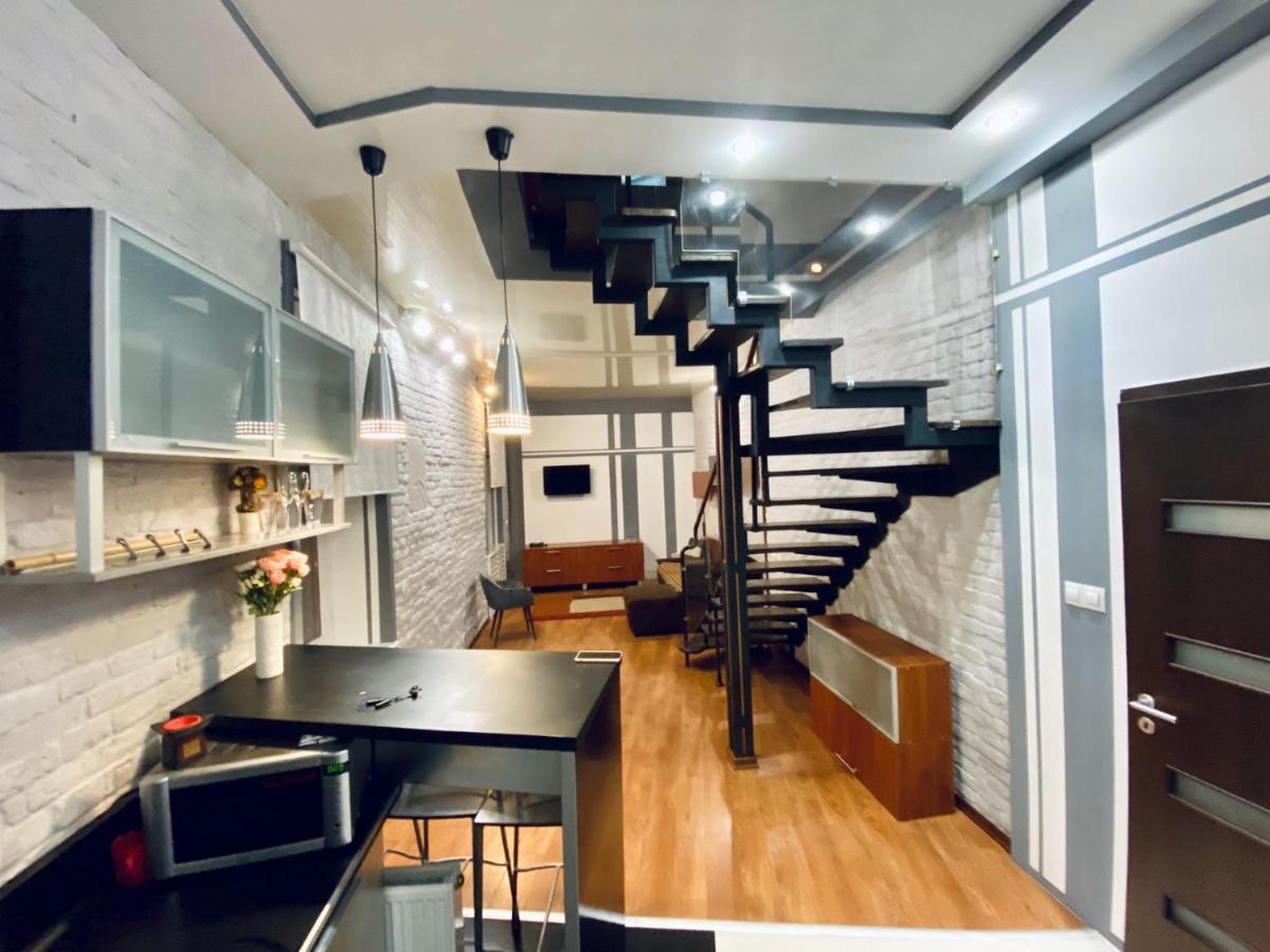 Apt In The Center Of The Town Near The Opera House Lejlighed Lviv Eksteriør billede