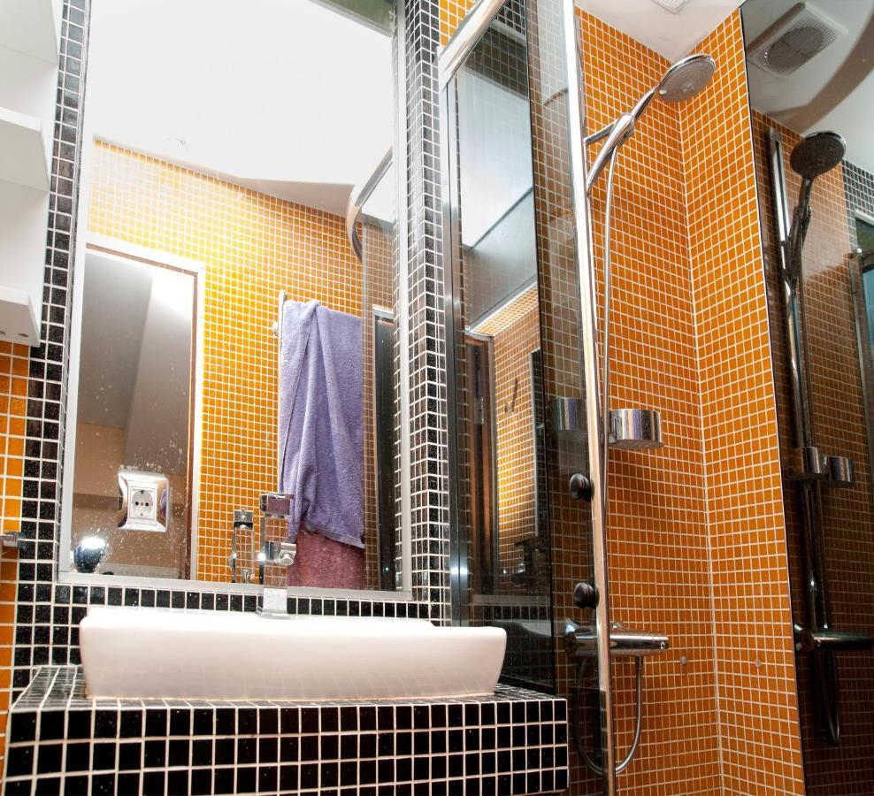Apt In The Center Of The Town Near The Opera House Lejlighed Lviv Eksteriør billede
